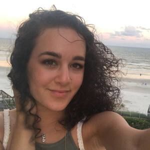 Meet your Posher, Lena